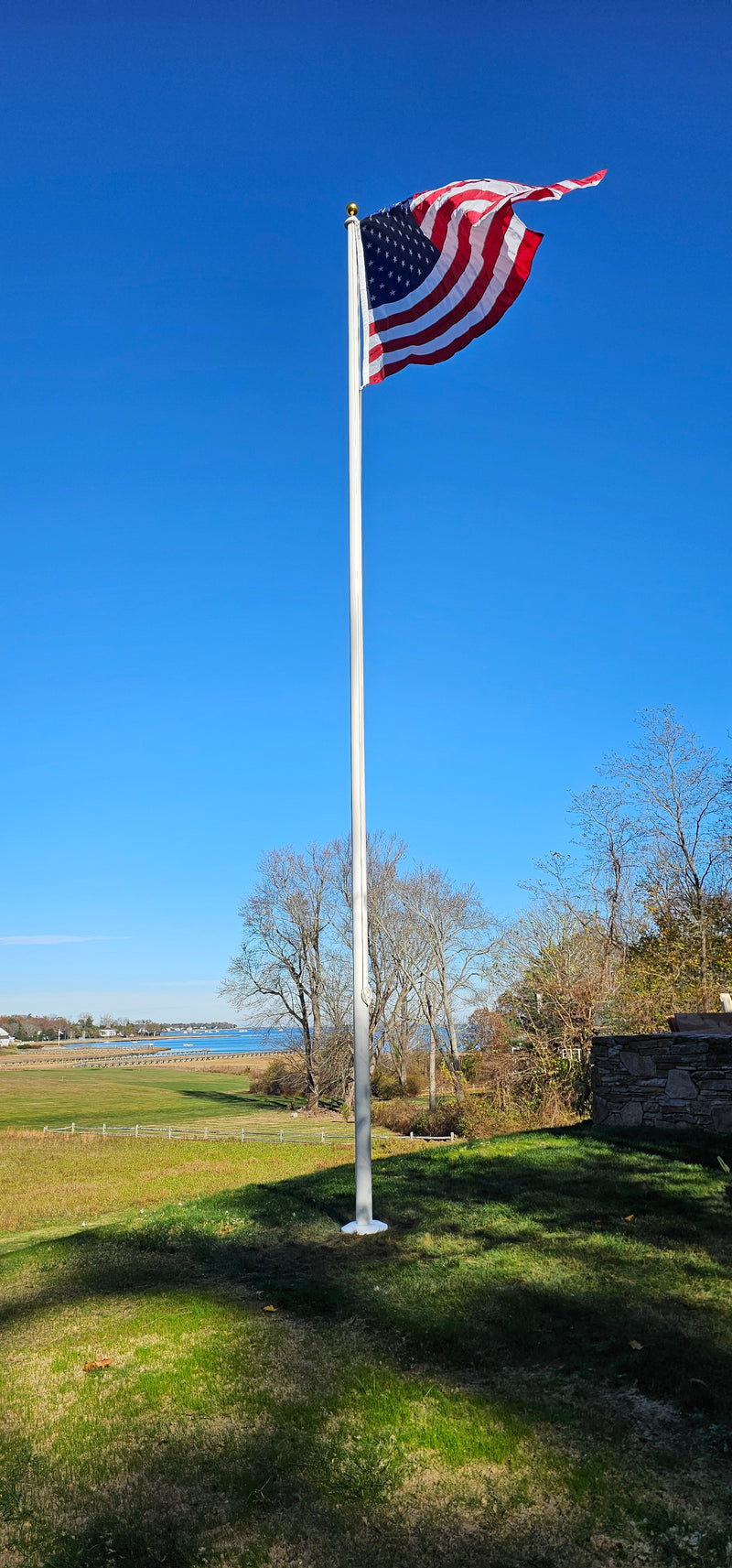Aeolus Series Standard Duty Fiberglass Flagpoles