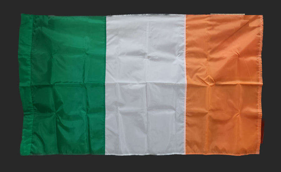 IRELAND NYLON FLAG WITH POLE-HEM 3X5'