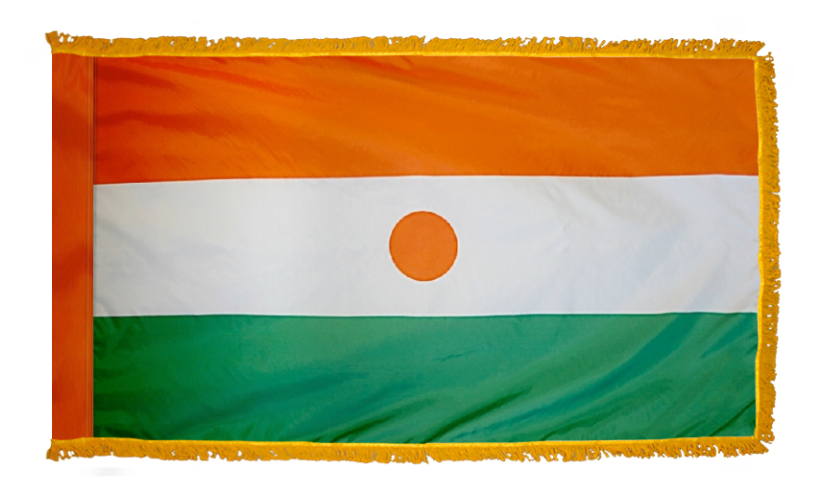 NIGER NYLON FLAG WITH POLE-HEM & FRINGES